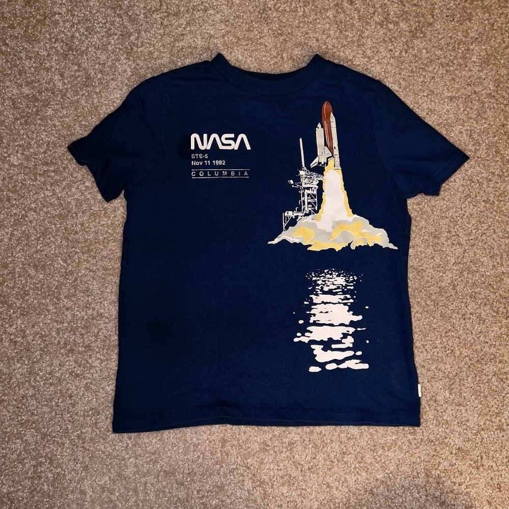 NASA SPACE SHUTTLE NAVY BLUE T-SHIRT SIZE SMALL (6-7) GAP KIDS